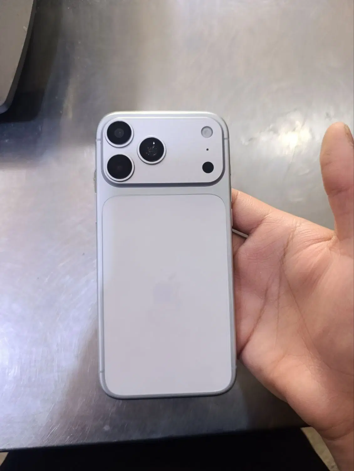 IPhone 17 Pro max|موبایل|خمینی‌شهر, |دیوار