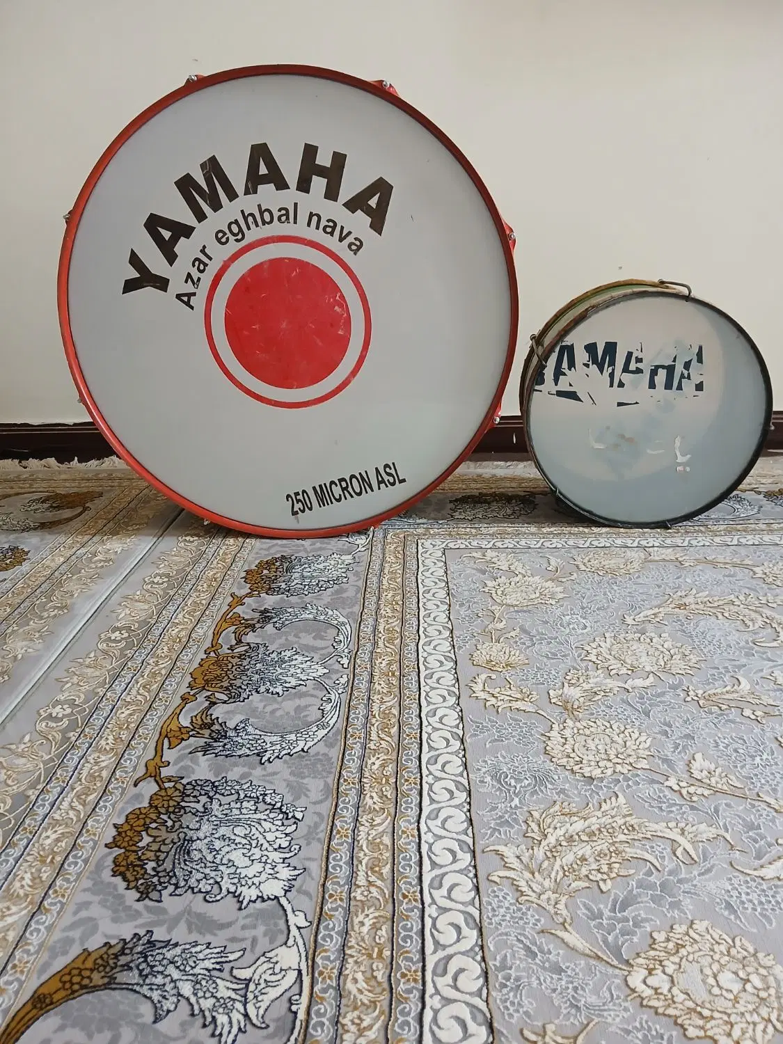 طبل نو|درام و پرکاشن|بروجرد, |دیوار