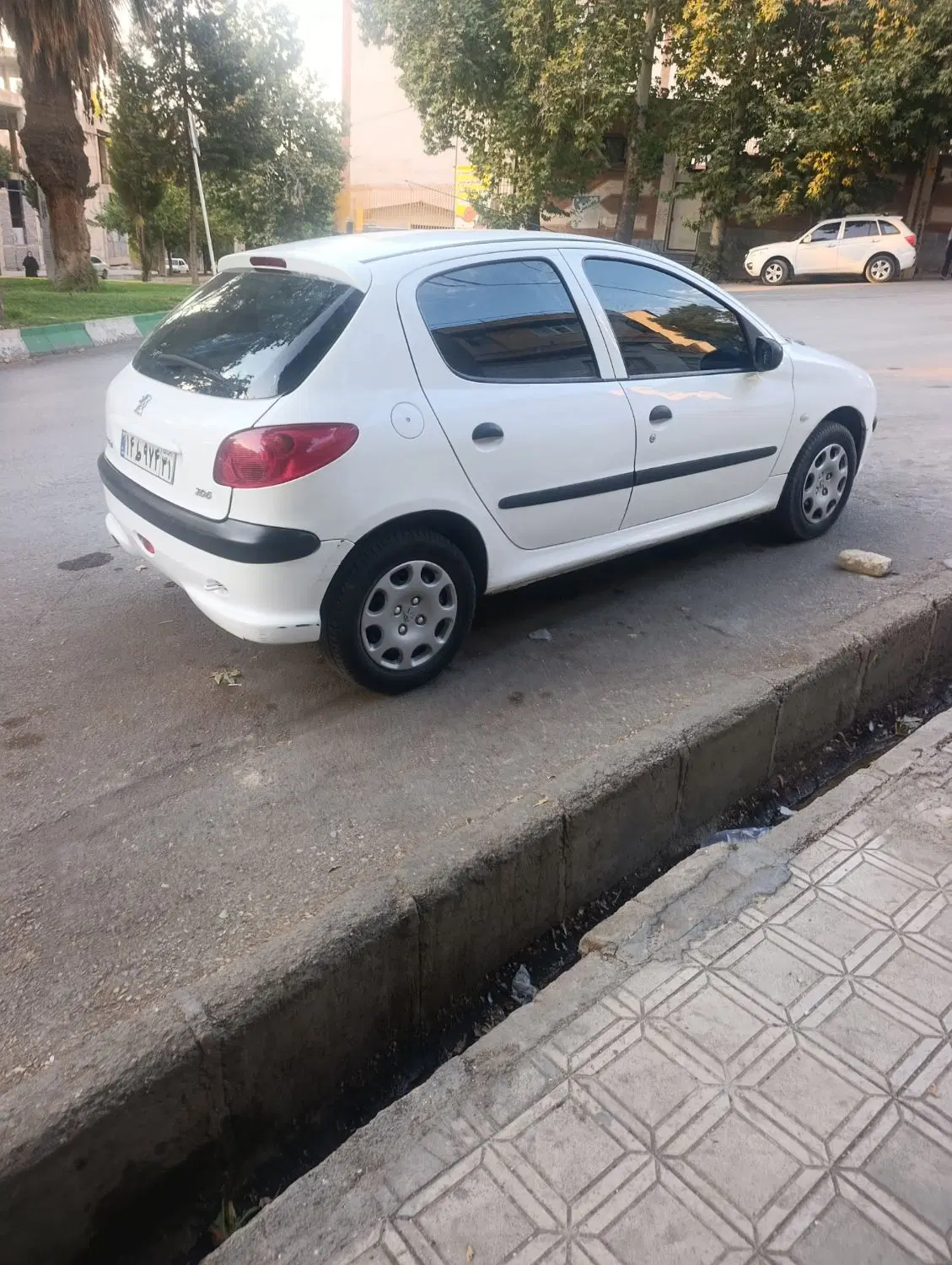 206|خودرو سواری و وانت|خرمآباد, |دیوار