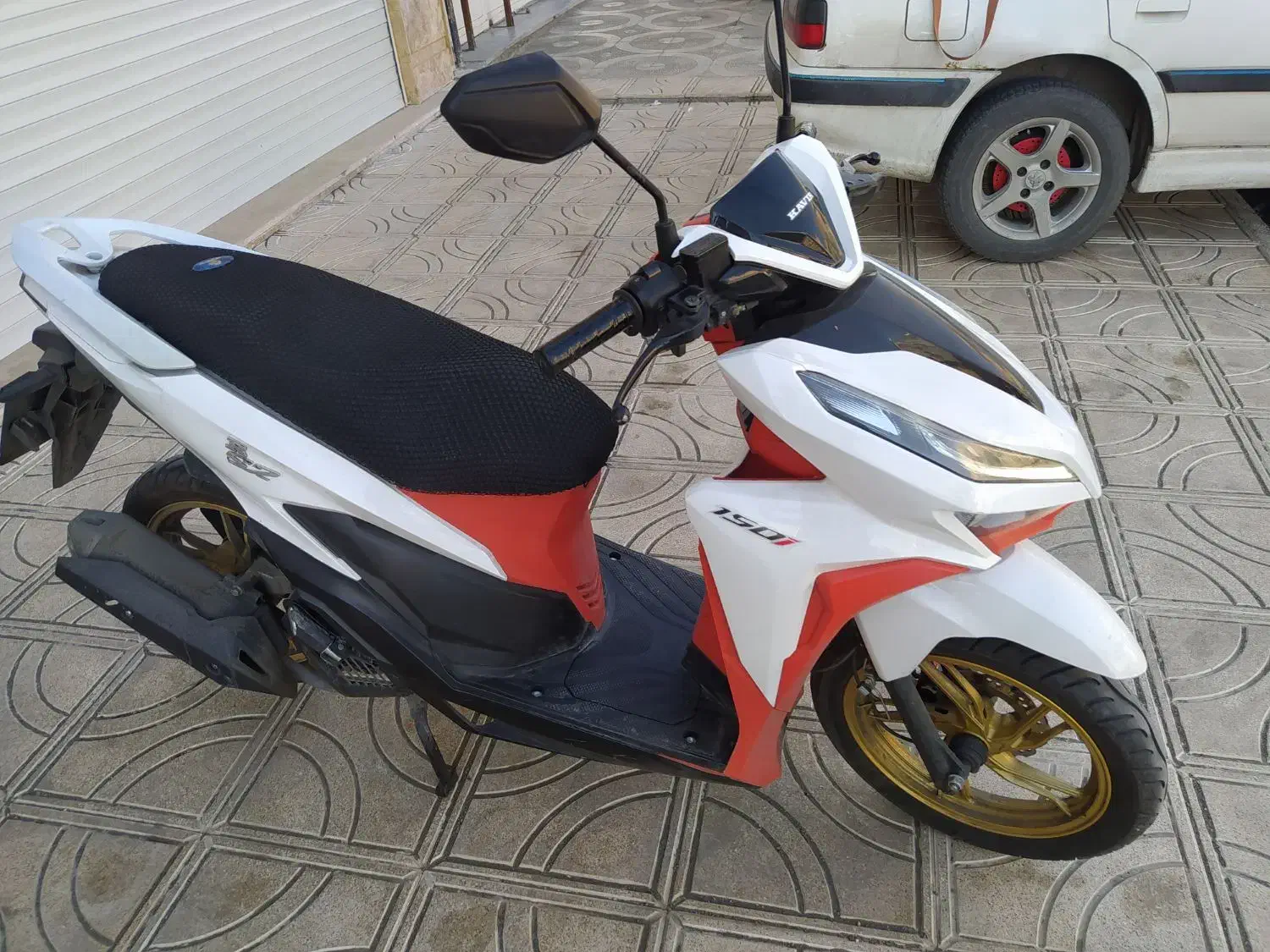 کلیک 150 معاوضه با آیفون|موتورسیکلت|ارومیه, |دیوار