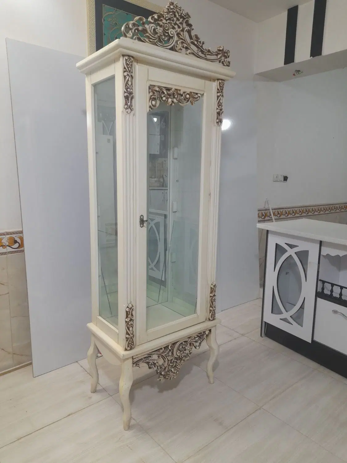 گنجه|بوفه، ویترین، کنسول|مشهد, موعود|دیوار