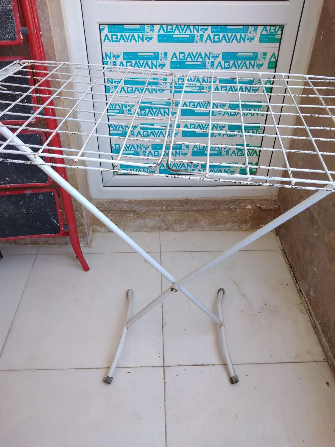 رخت آویز|بندرخت و رخت‌آویز|شیراز, شهرک مطهری|دیوار