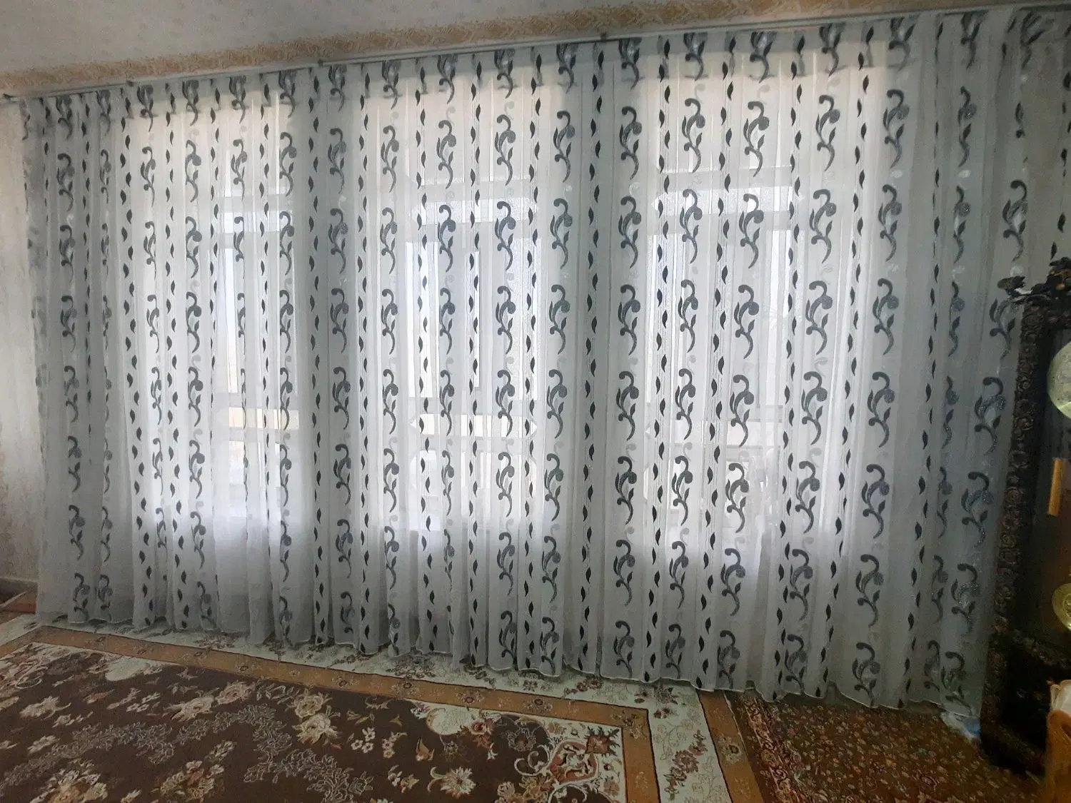 پرده|پرده، رانر، رومیزی|زرنه, |دیوار