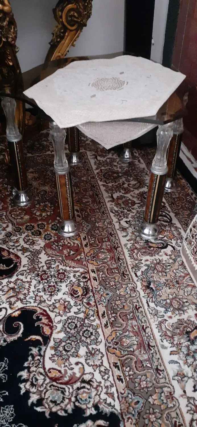 مبل|مبلمان خانگی و میز عسلی|قروه, |دیوار