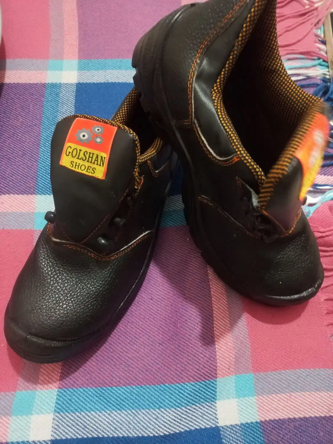 کفش ایمنی|کیف، کفش، کمربند|مشهد, سجاد شهر|دیوار