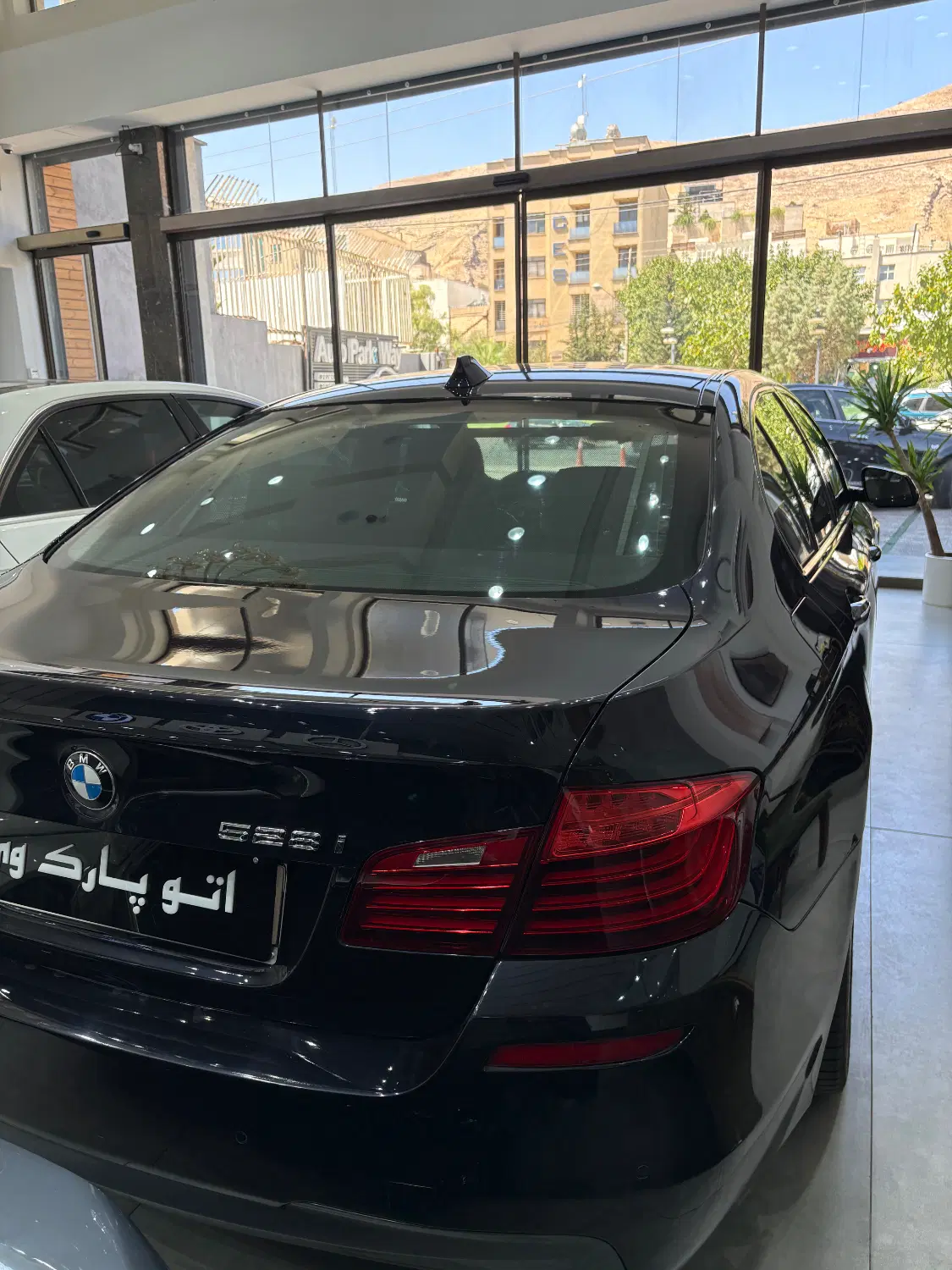 BMW 528|خودرو سواری و وانت|شیراز, فرهنگ شهر|دیوار