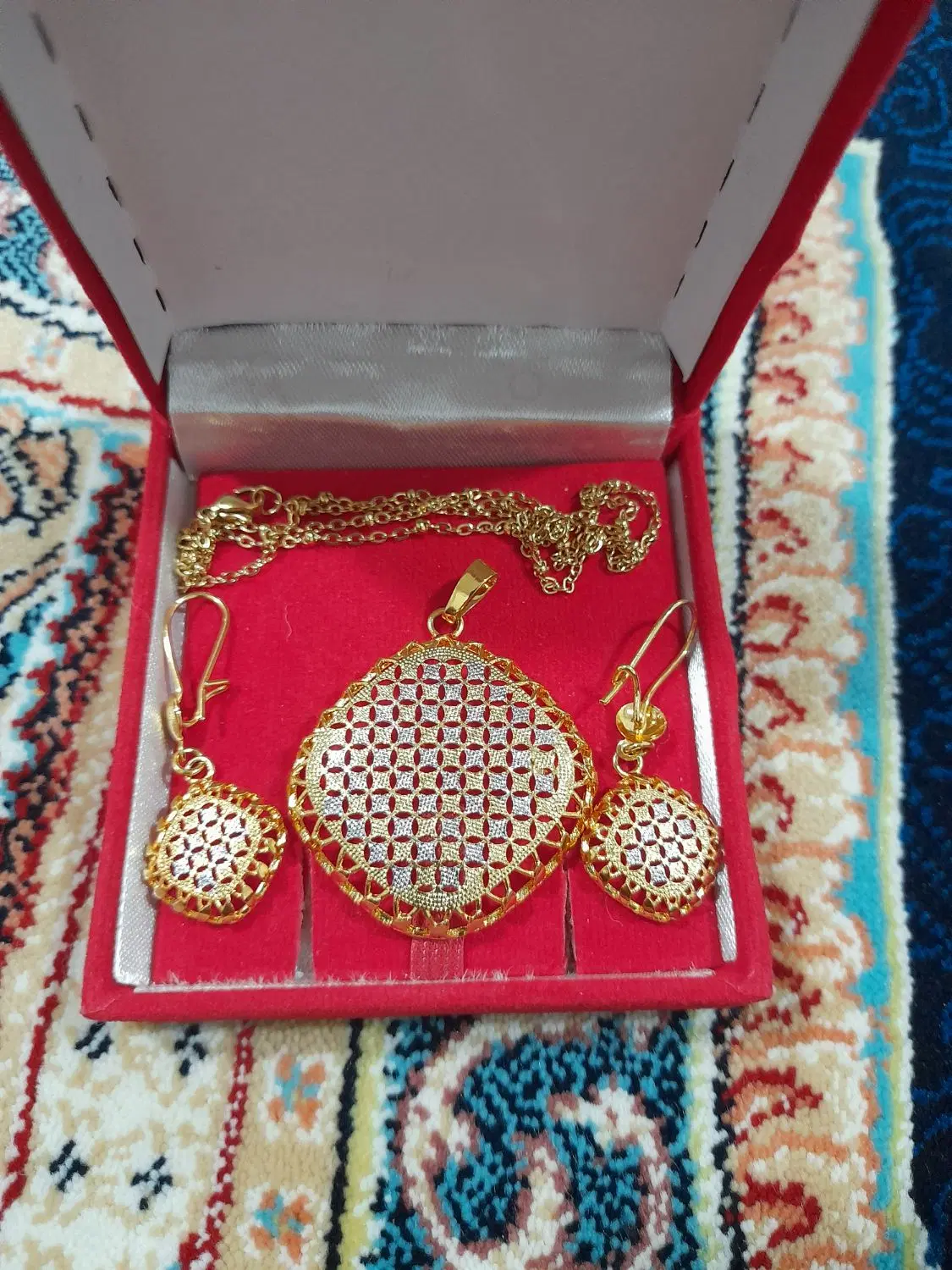 بدلیجات|زیورآلات و اکسسوری|سنندج, |دیوار