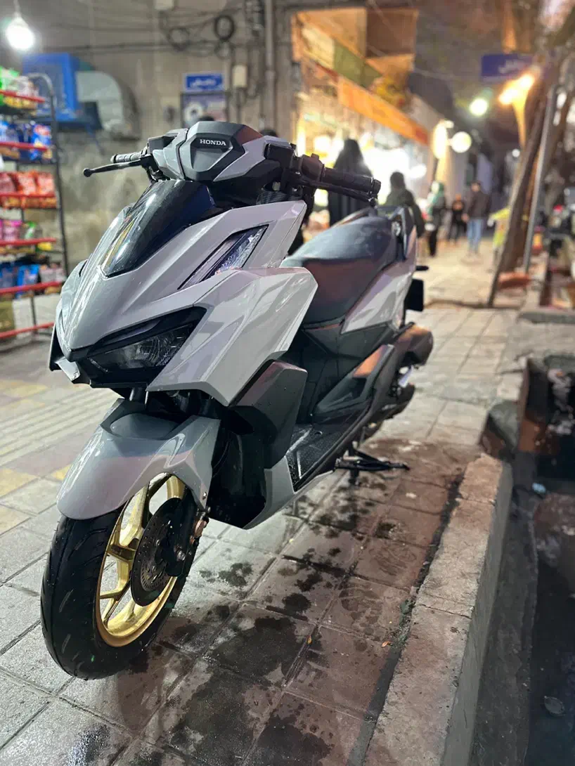 کلیک ۱۶۰مدل۱۴۰۳|موتورسیکلت|تهران, بریانک|دیوار