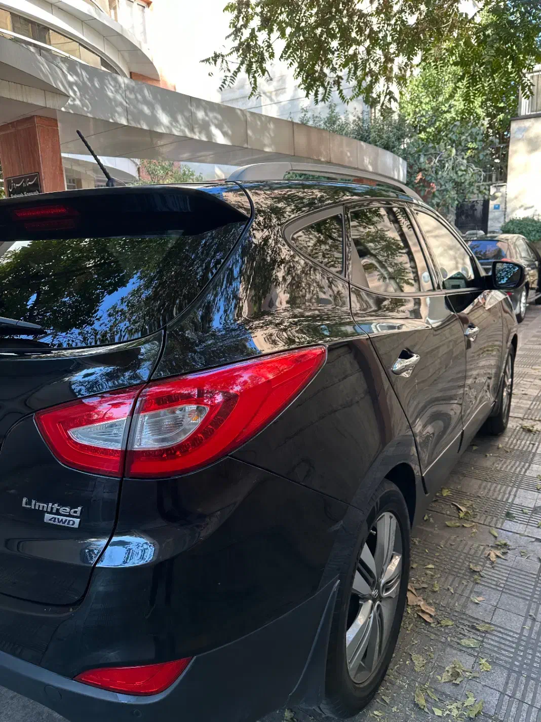 توسان ۲۰۱۵|خودرو سواری و وانت|تهران, حکمت|دیوار