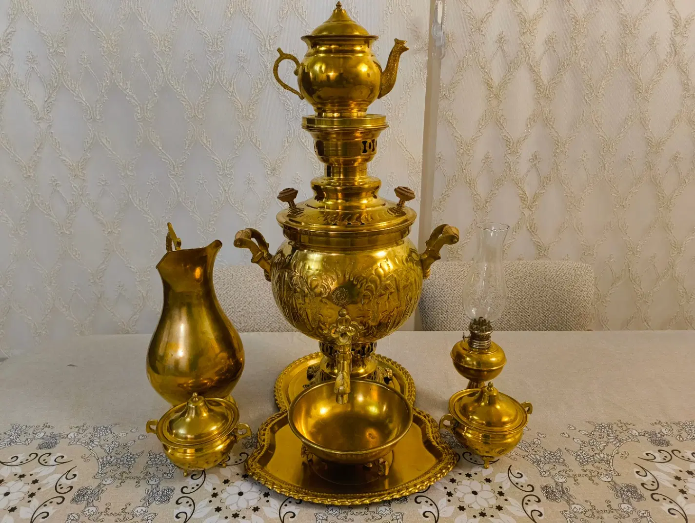 سماور|سماور، چای‌ساز، قهوه‌ساز|ماکو, |دیوار