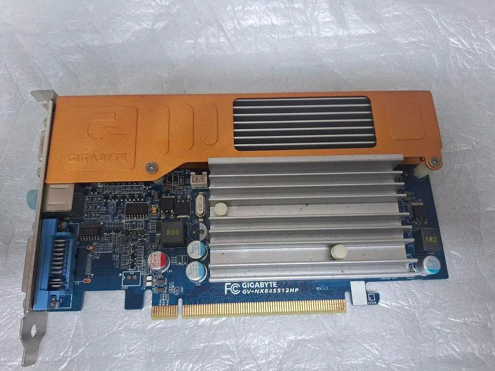 GIGABYTE CARD|قطعات و لوازم جانبی رایانه|ایرانشهر, |دیوار