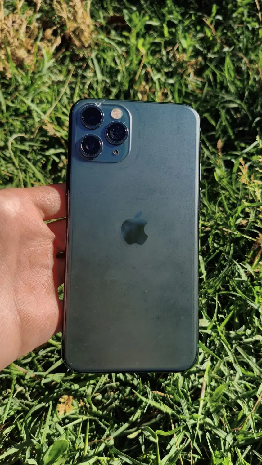 iPhone 11 pro|موبایل|دهاقان, |دیوار