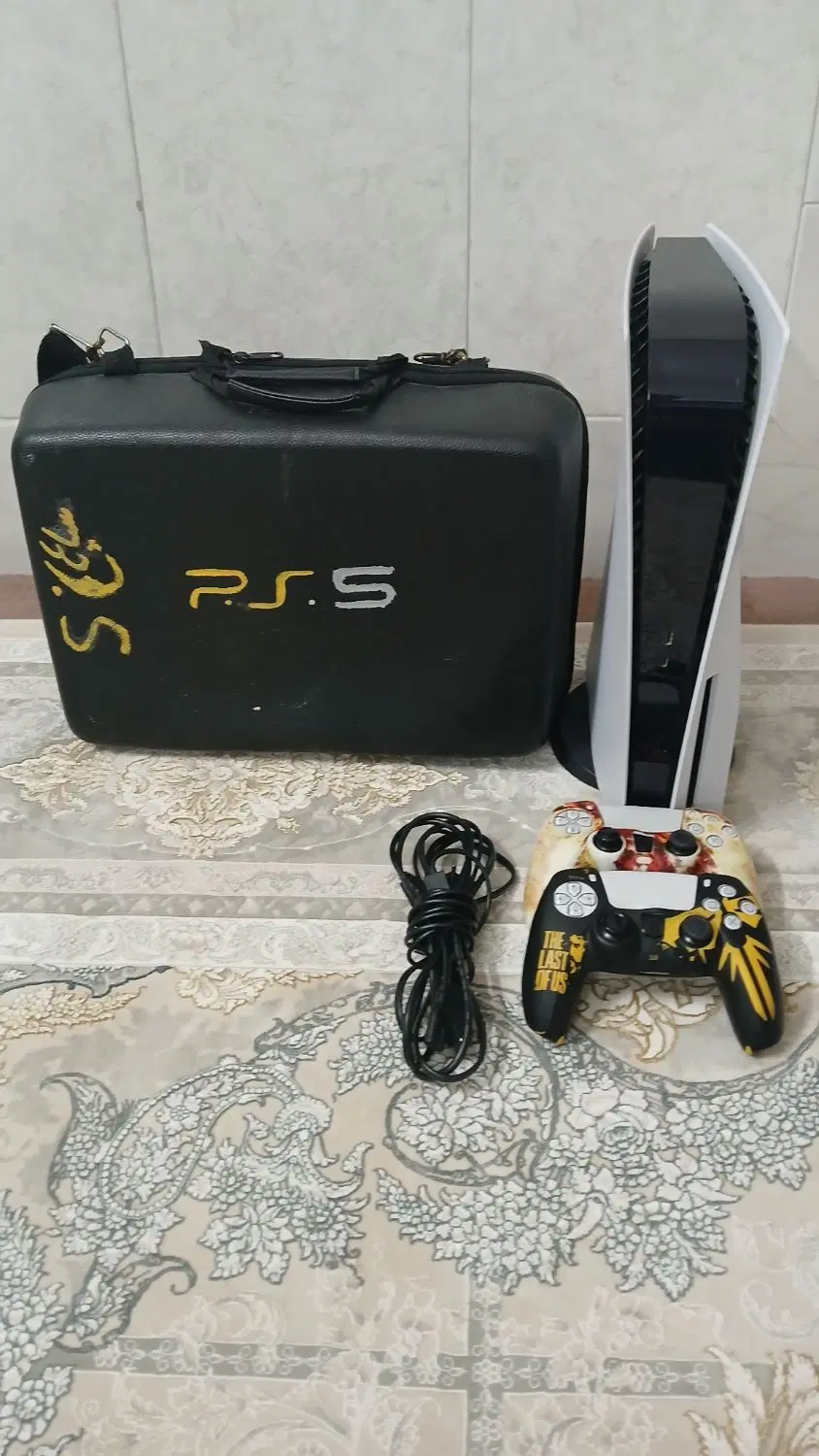 ps5|کنسول، بازی ویدئویی و آنلاین|برخوار, |دیوار