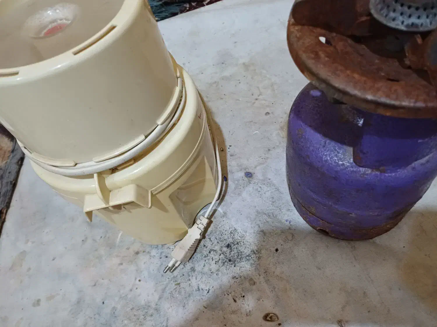 خرد کن|خردکن، آسیاب، غذاساز|اهواز, حصیرآباد|دیوار