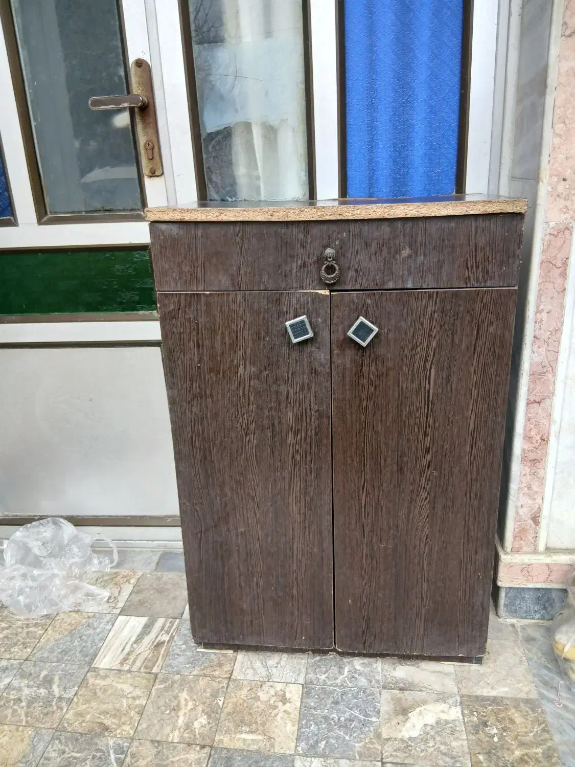 جاکفشی|جاکفشی، کمد، دراور|تنکابن, |دیوار