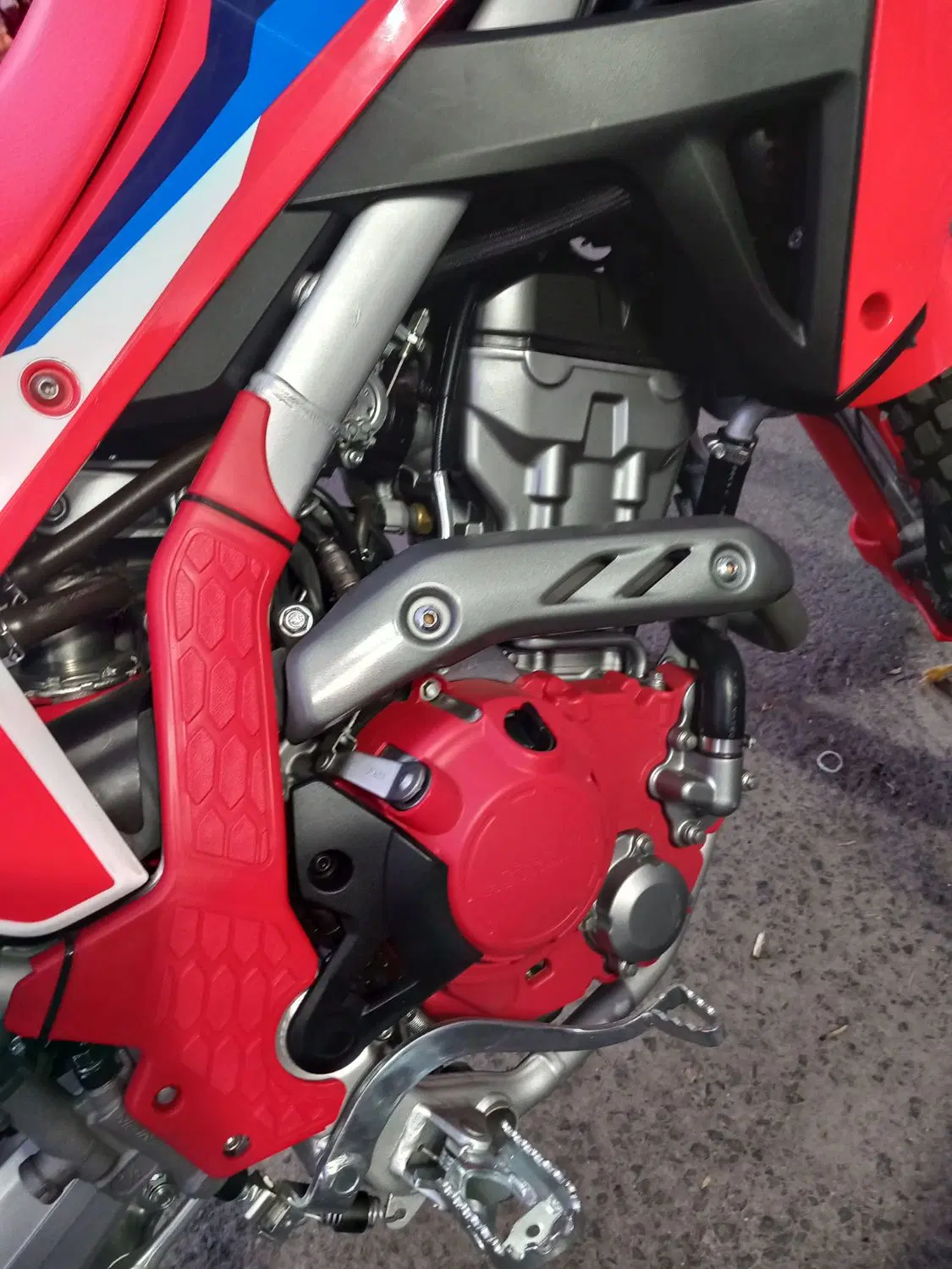 crf L. 250|موتورسیکلت|تهران, سعادت‌آباد|دیوار