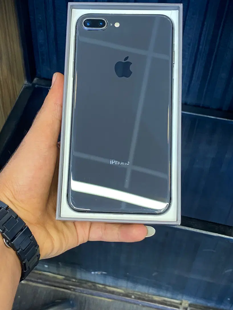 Iphone 8 plus|موبایل|یزد, |دیوار
