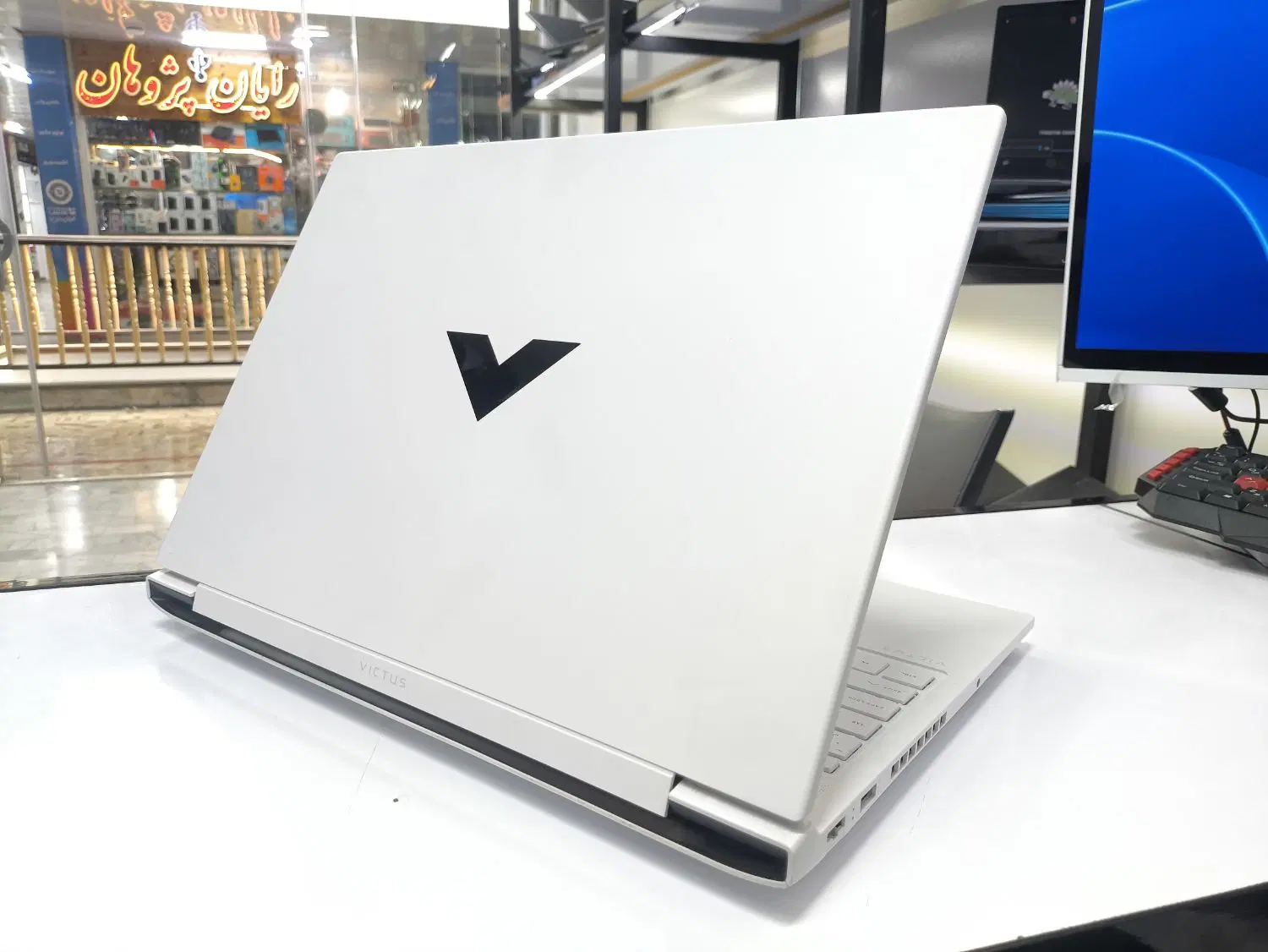 hp victus|رایانه همراه|قم, ارم|دیوار