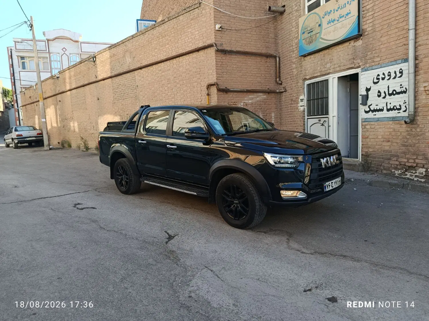 kmc t8|خودرو سواری و وانت|مهاباد (آذربایجان غربی), |دیوار