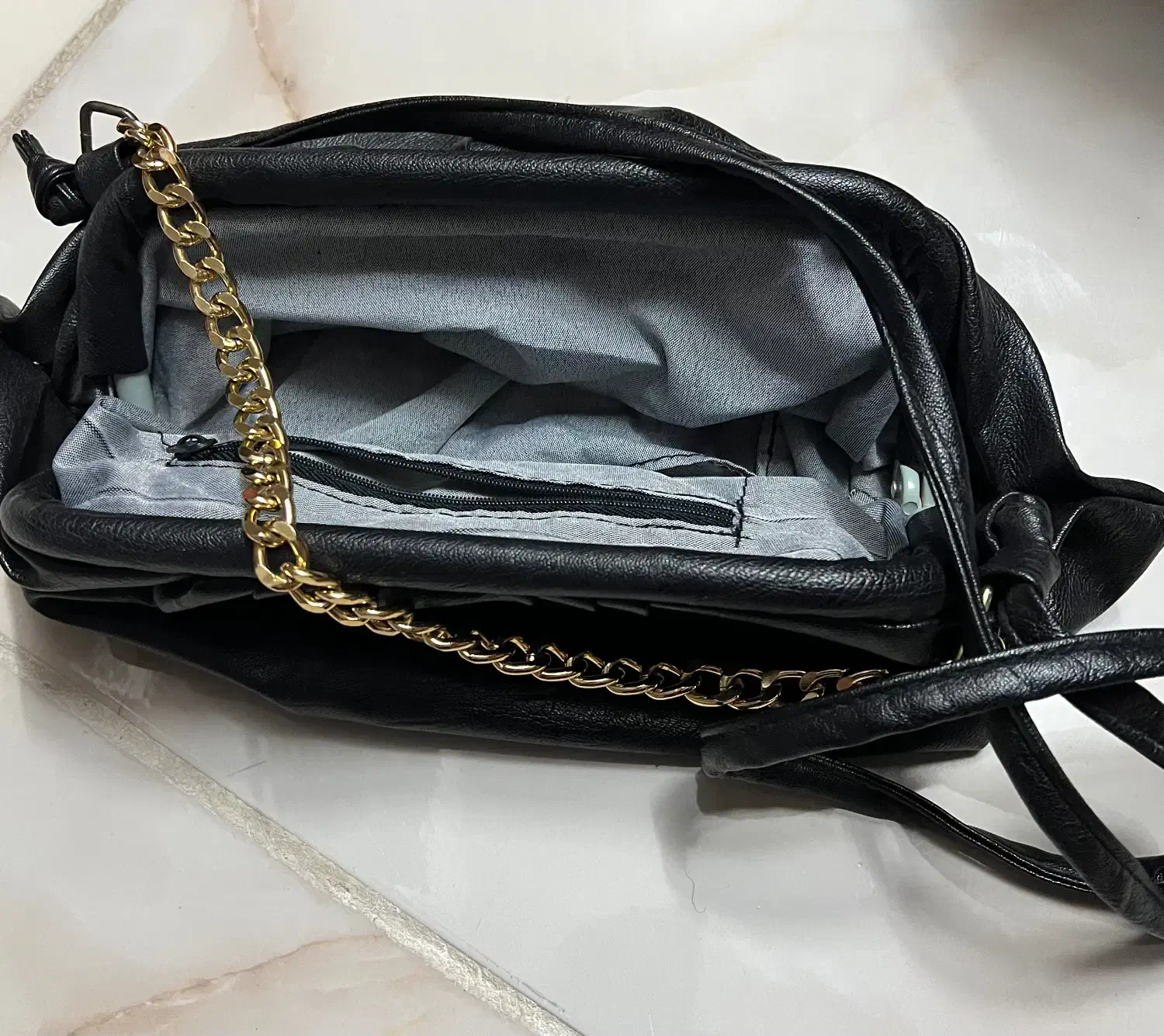 کیف|کیف، کفش، کمربند|محلات, |دیوار