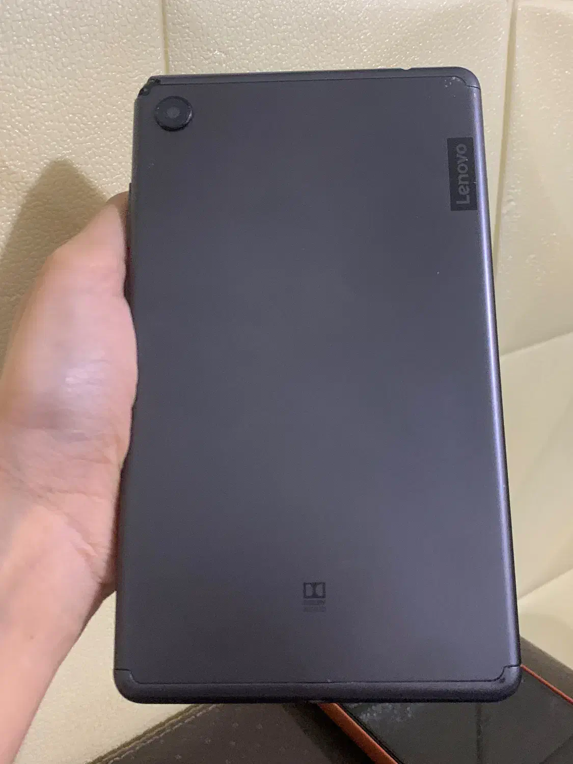 تبلت|تبلت|میناب, |دیوار