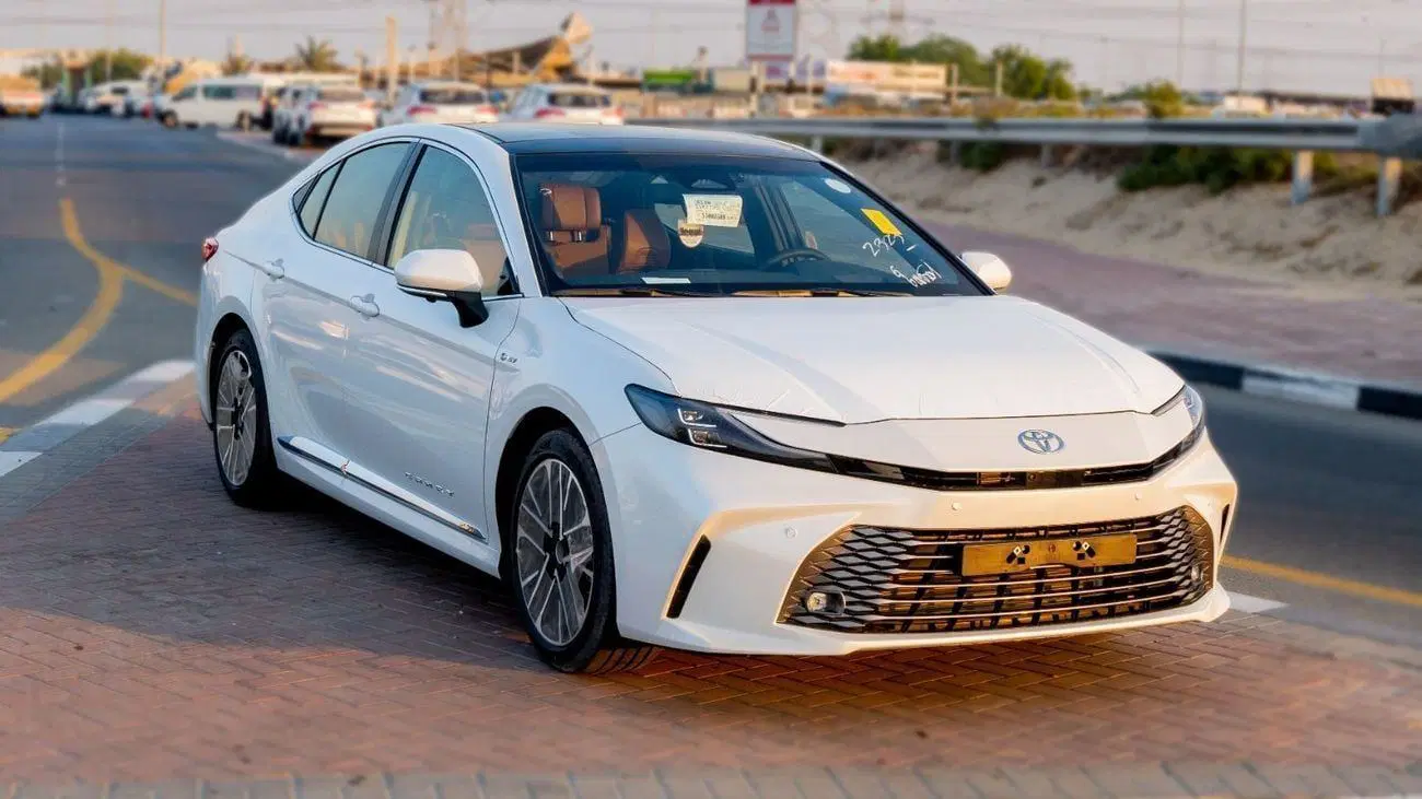 Toyota Camry 2.5L Hybrid Flagship2026|خودرو سواری و وانت|تهران, آسمان|دیوار