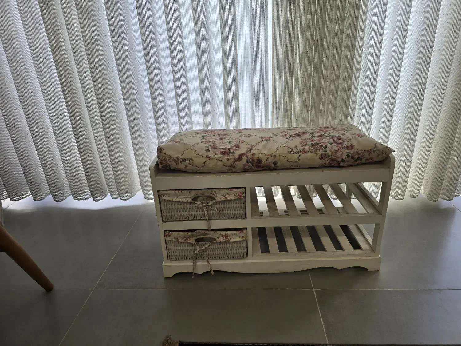 جاکفشی|جاکفشی، کمد، دراور|هشتگرد, فاز ۱ مهستان|دیوار