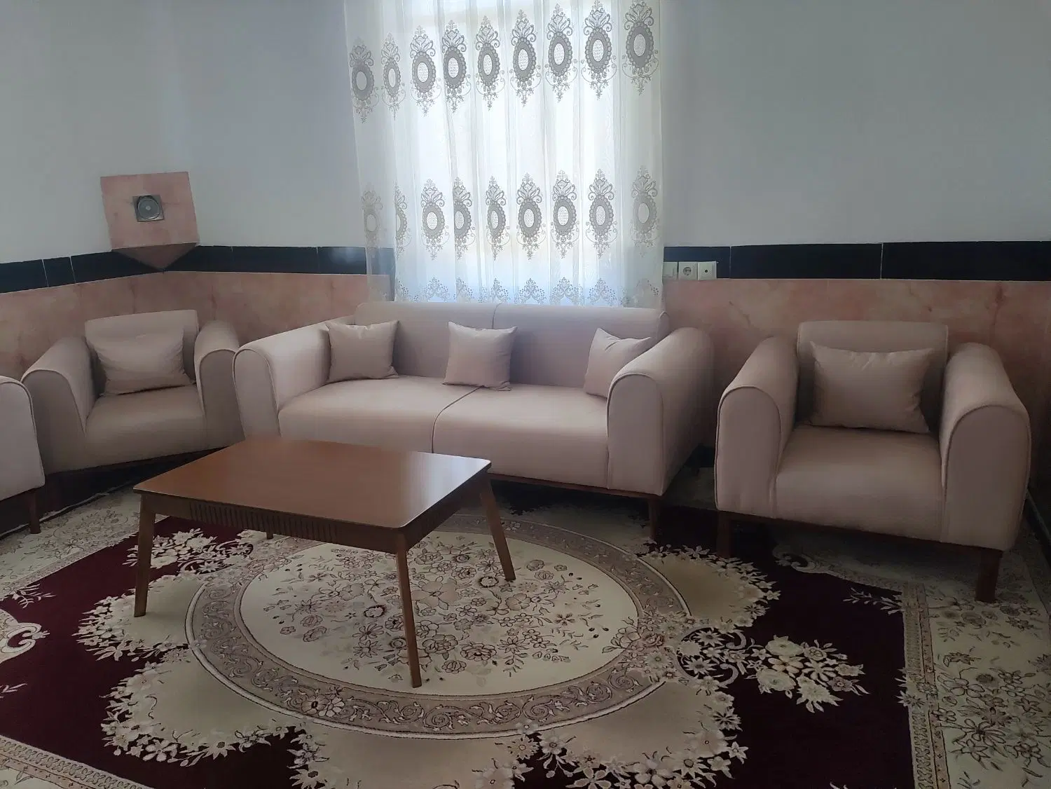 مبل نو|مبلمان خانگی و میز عسلی|قروه, |دیوار