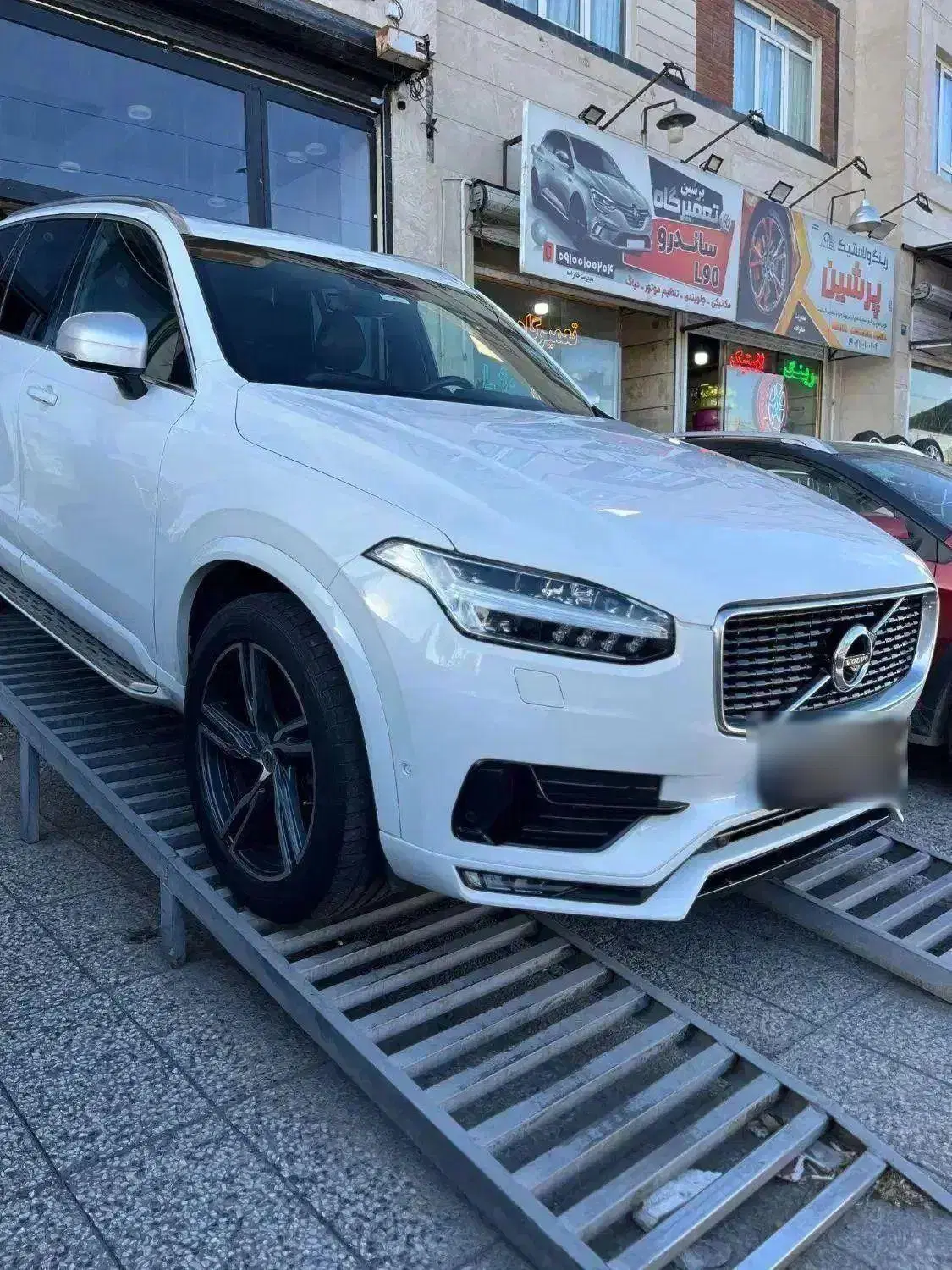 ولوو xc90 مدل 2017فول کامل قابل معاوضه|خودرو سواری و وانت|تهران, گلستان (شهرک راه آهن)|دیوار