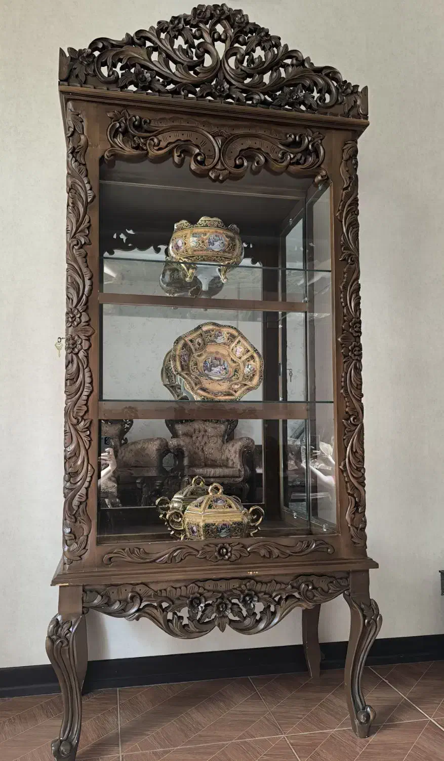 ویترین|بوفه، ویترین، کنسول|برخوار, |دیوار