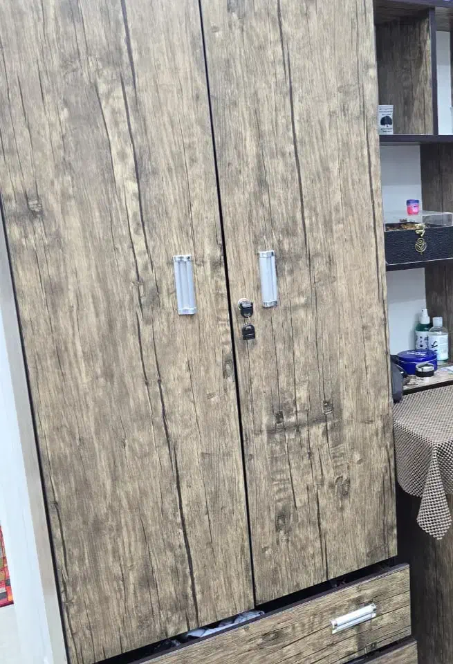 تخت کمد|تخت و سرویس خواب|شیراز, جوادیه|دیوار