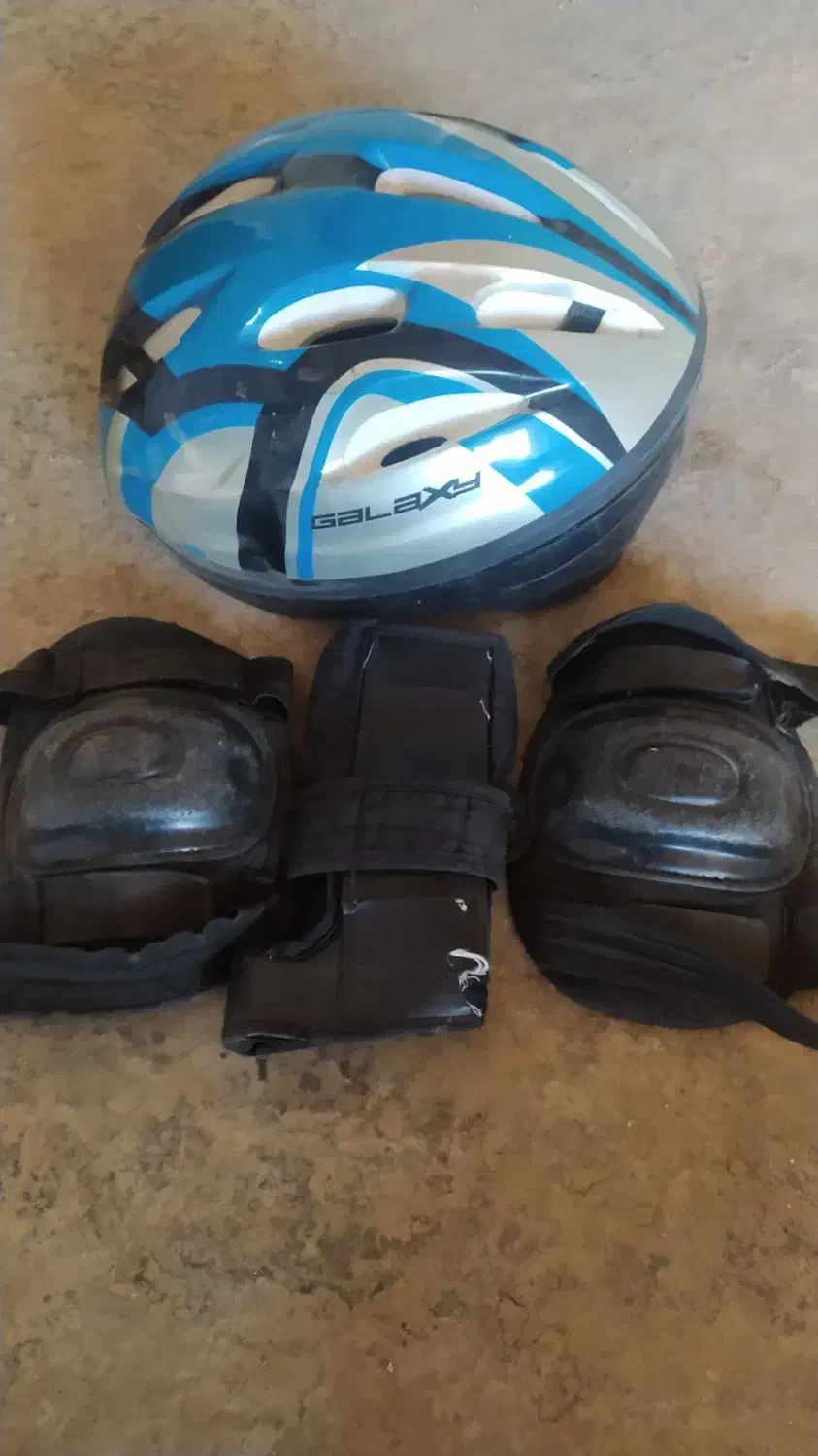 قفل کلاه|ابزارآلات|نیشابور, بنیاد شهید|دیوار