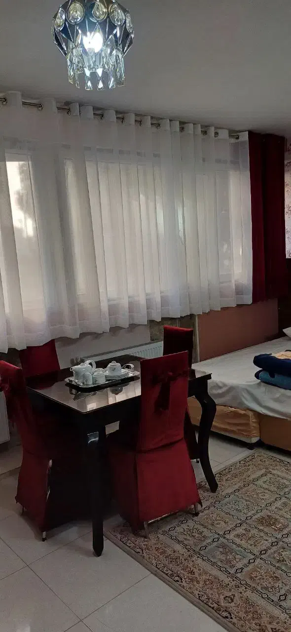 سوییت آپارتمان نزدیک حرم خیابان امام رضا|اجارهٔ کوتاه‌مدت آپارتمان و سوئیت|مشهد, امام رضا (ع)|دیوار