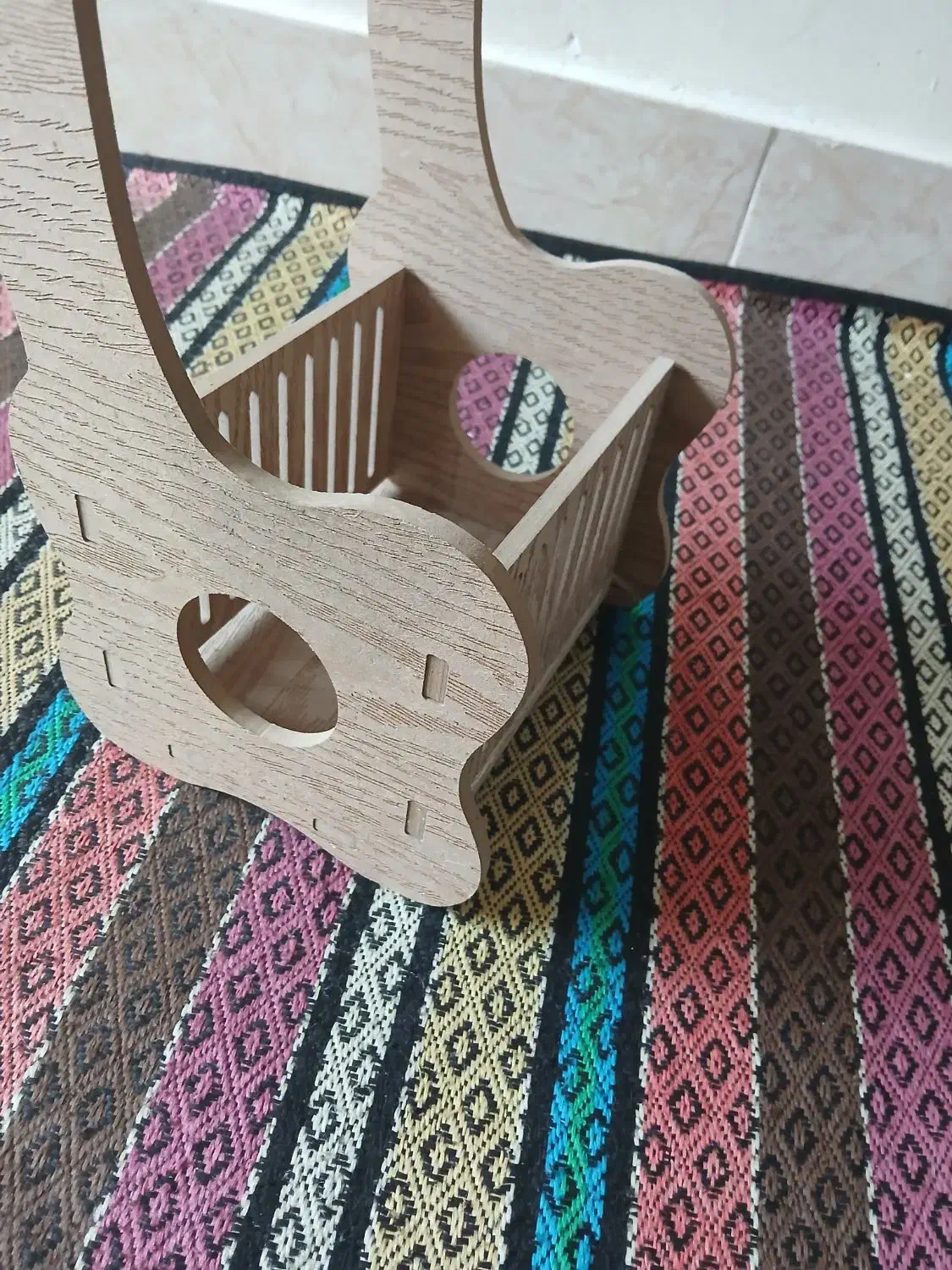 میز|میز تلفن|رشت, نظری|دیوار