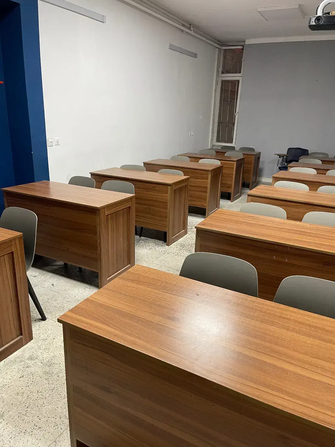 صندلی|دفتر کار|ساری, |دیوار