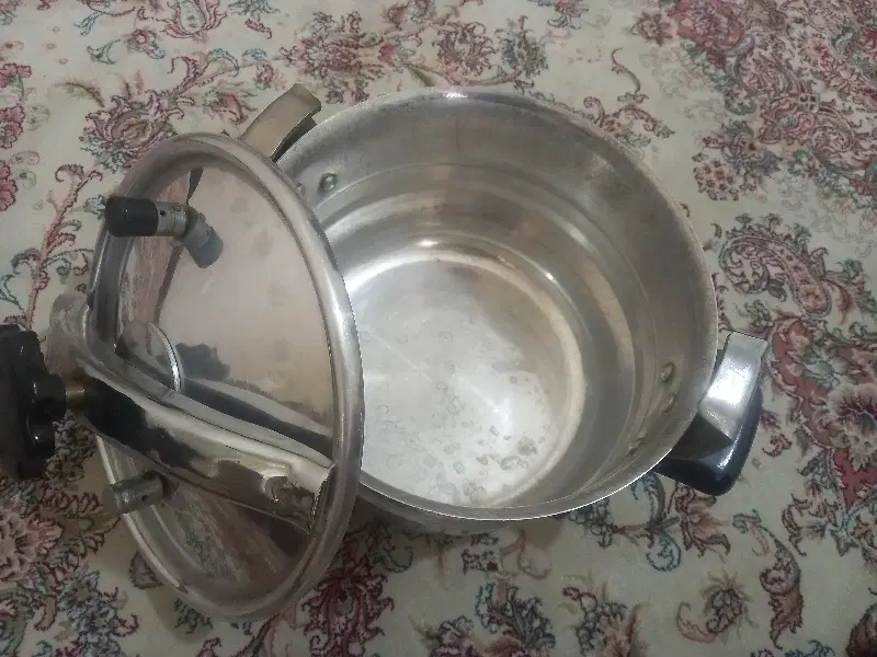 زودپز|ظروف پخت‌وپز|ملارد, |دیوار