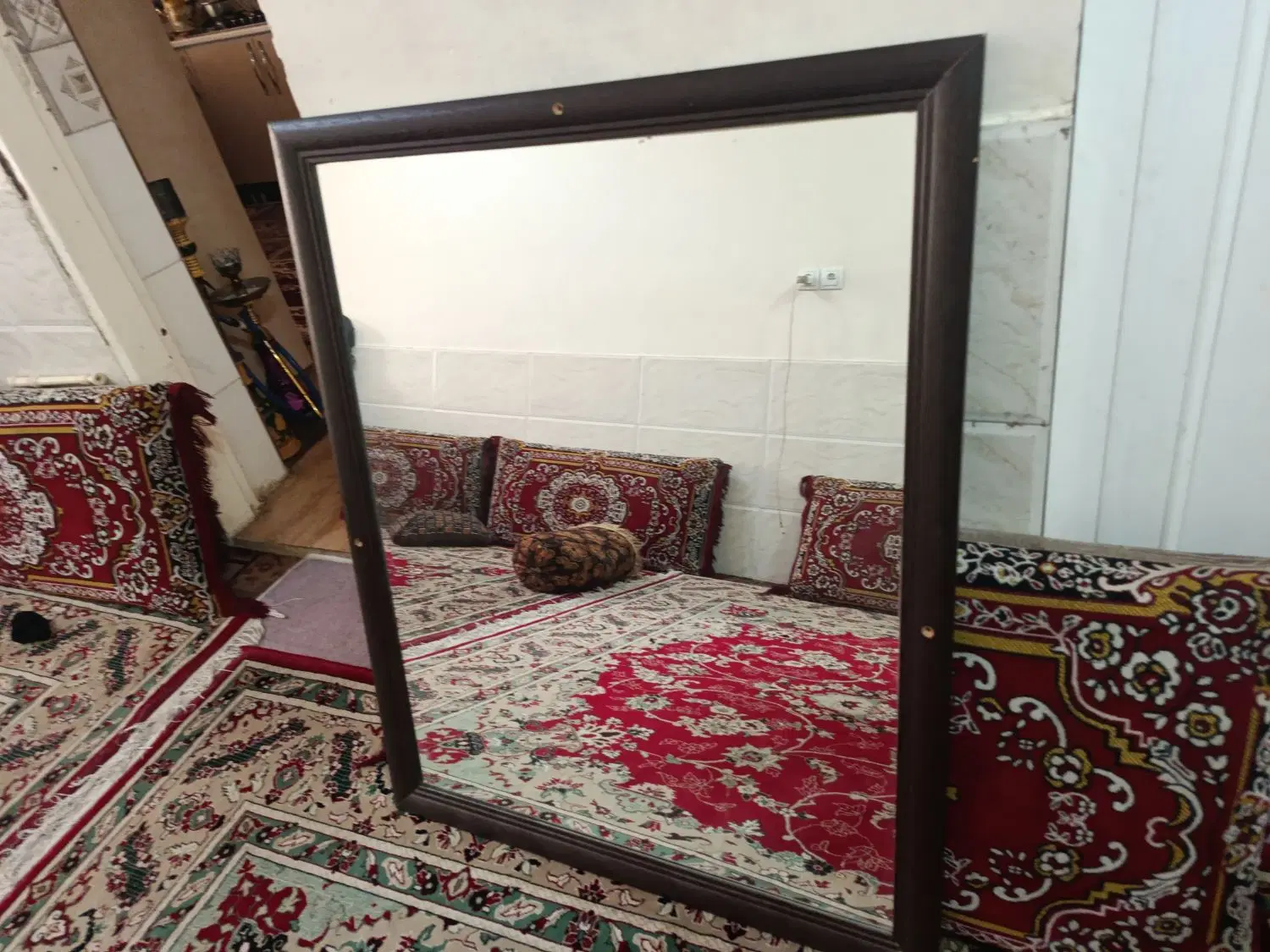 آینه قدی|آینه|شیراز, سرو|دیوار