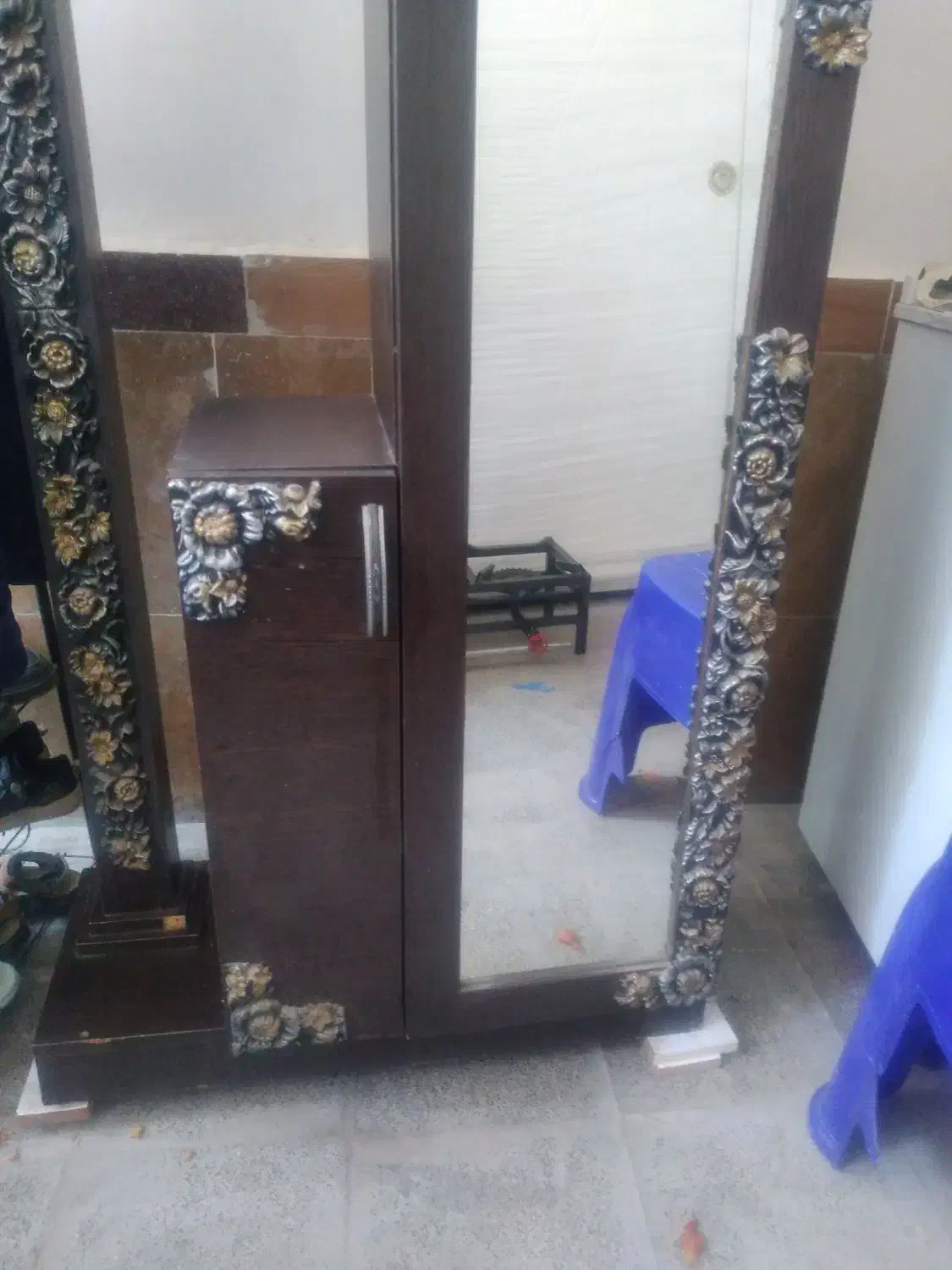 جاکفشی|جاکفشی، کمد، دراور|اردبیل, |دیوار