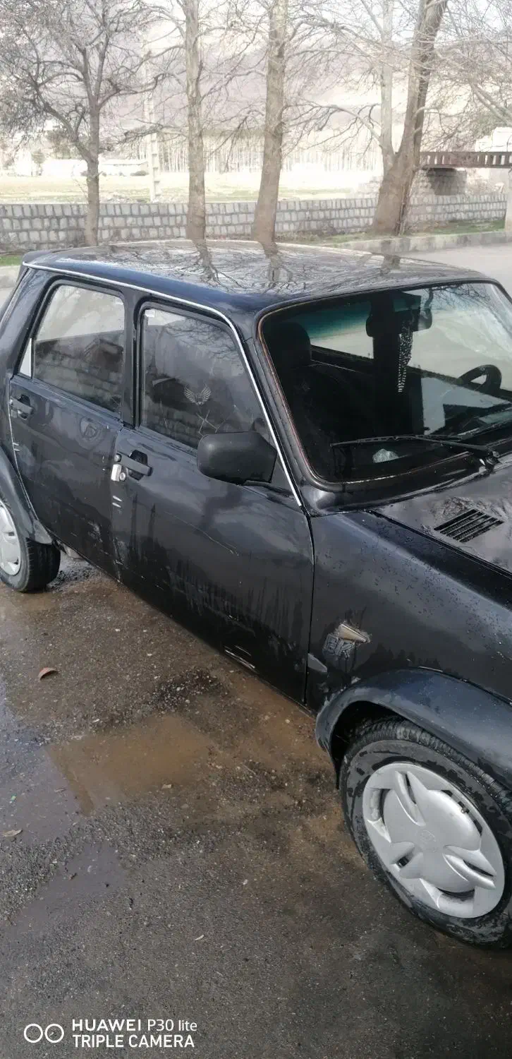 پی کی سهند|خودرو کلاسیک|صحنه, |دیوار