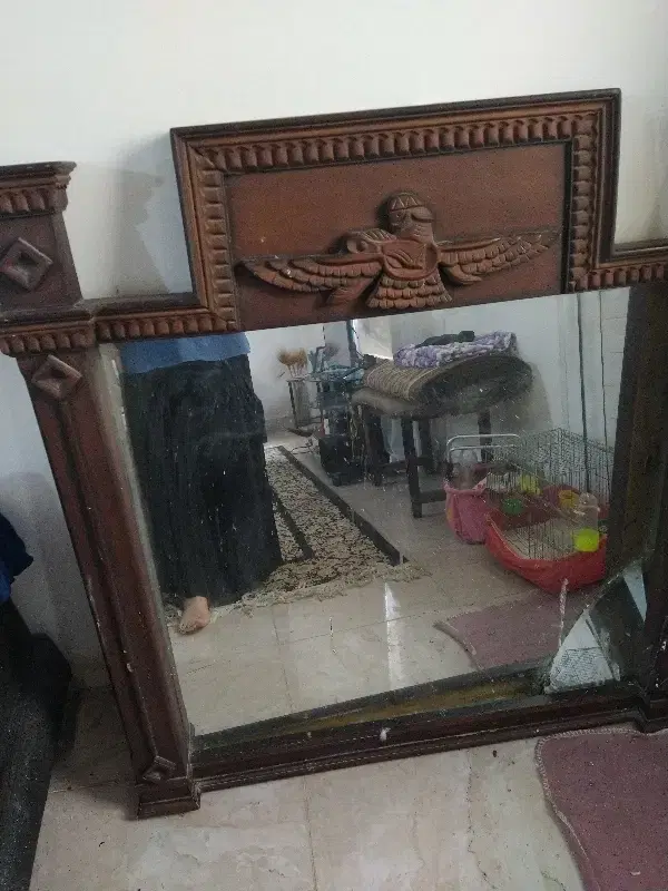 اینه|آینه|بندر کنگان, |دیوار