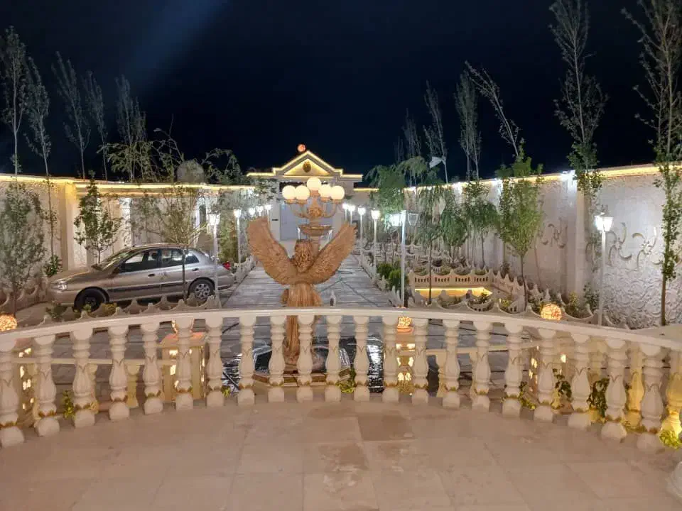 باغ ویلا دو همی|اجارهٔ کوتاه‌مدت ویلا و باغ|مشهد, کلاته برفی|دیوار