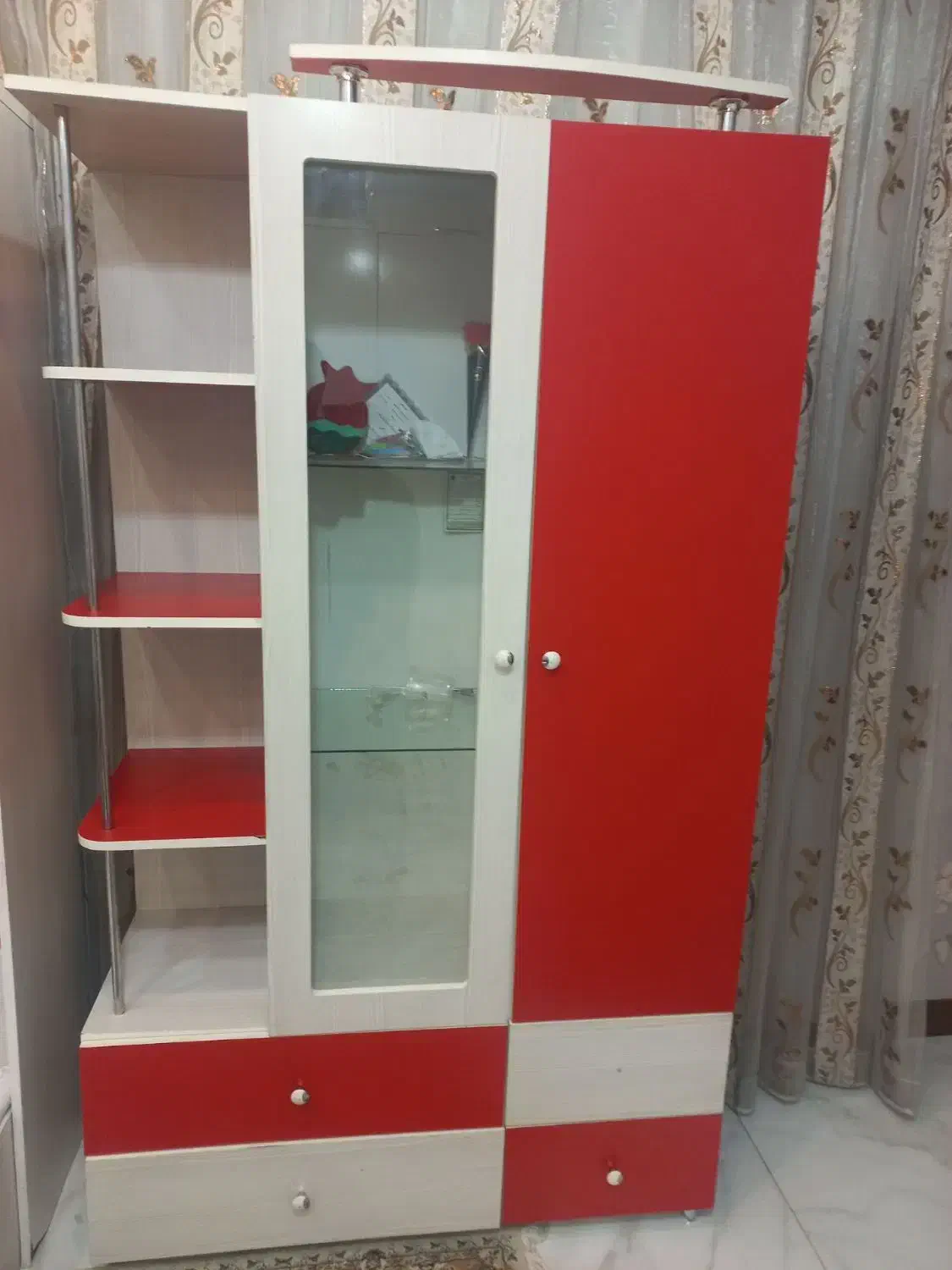 کمد بچه|اسباب و اثاث بچه|فولادشهر, B4|دیوار