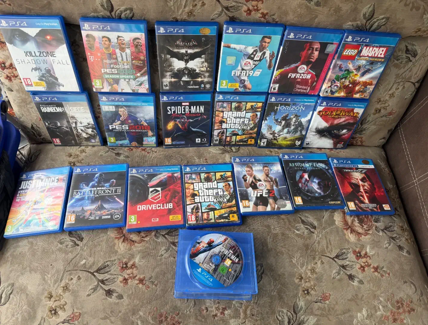 دیسک های بازی ps4 و ps5 در حد نو و تمیز|کنسول، بازی ویدئویی و آنلاین|آمل, |دیوار