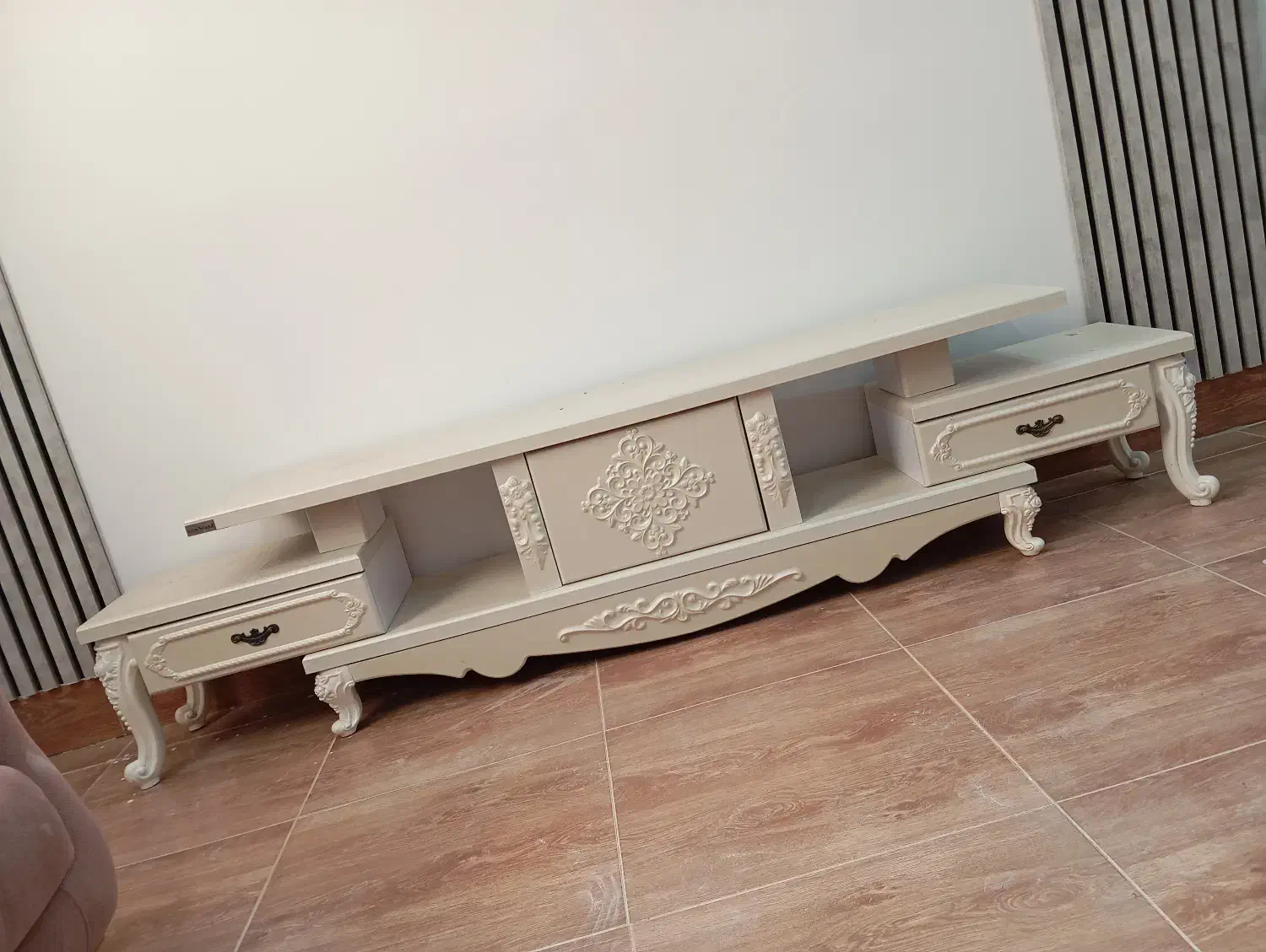 میز تی وی|میز تلویزیون|جم, |دیوار