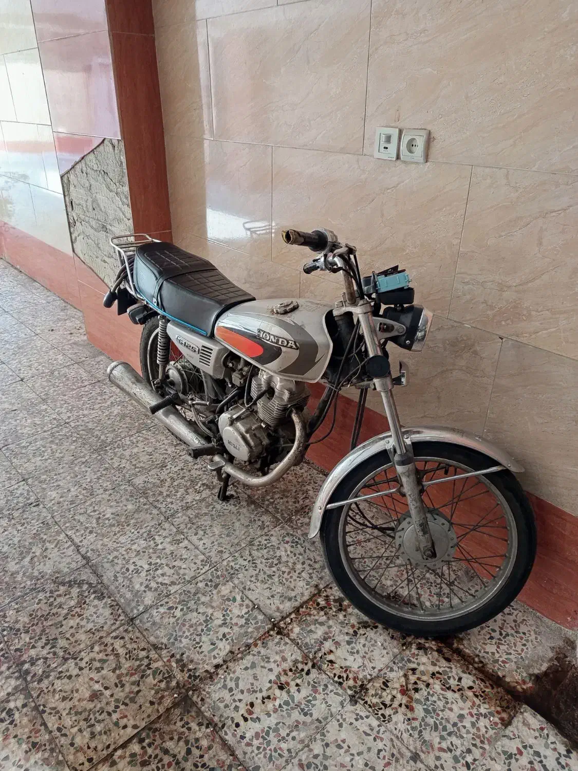 هندا 125|موتورسیکلت|تهران, شهرک ولیعصر جنوبی|دیوار