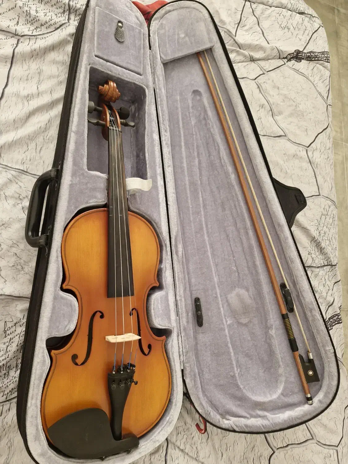 ویولن 4.4 universal|ویولن|شیراز, رکنآباد|دیوار