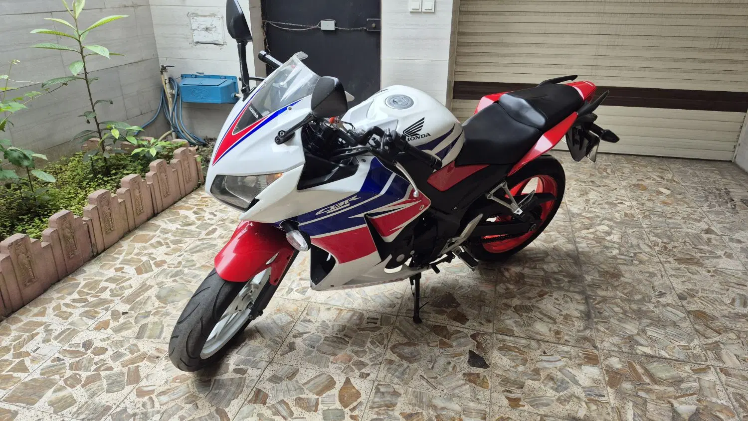 CBR 250|موتورسیکلت|رشت, سعدی (تختی)|دیوار
