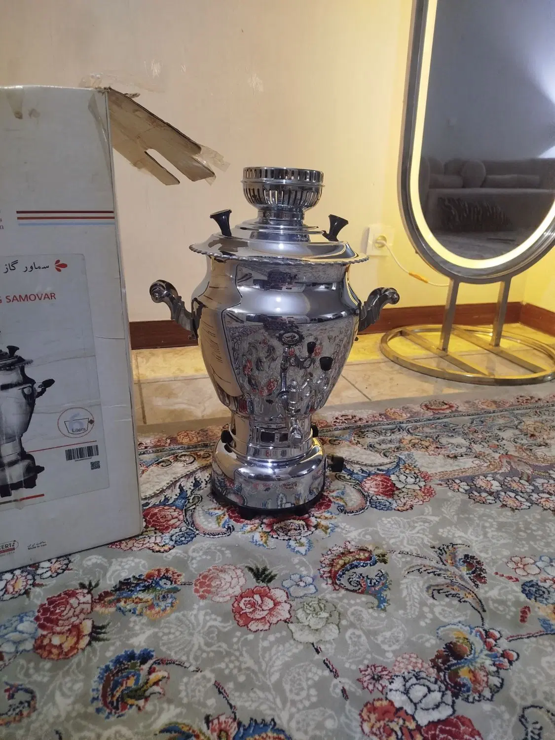 سماور|سماور، چای‌ساز، قهوه‌ساز|بومهن, |دیوار