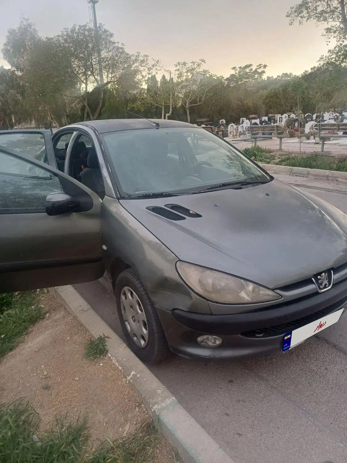 مدل ۹۳ v8|خودرو سواری و وانت|اصفهان, باب الدشت|دیوار