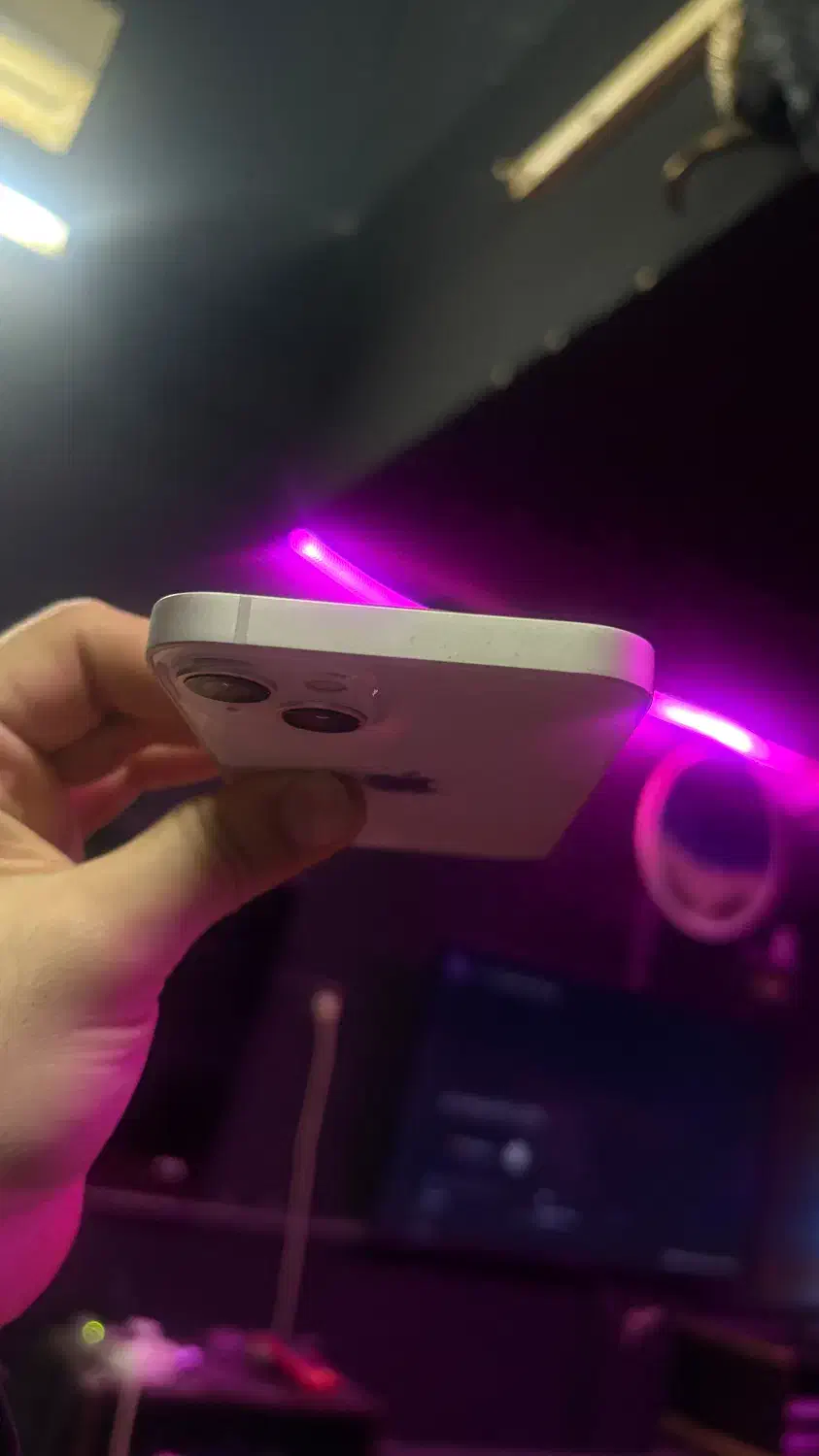 13 256|موبایل|رشت, پیرسرا|دیوار